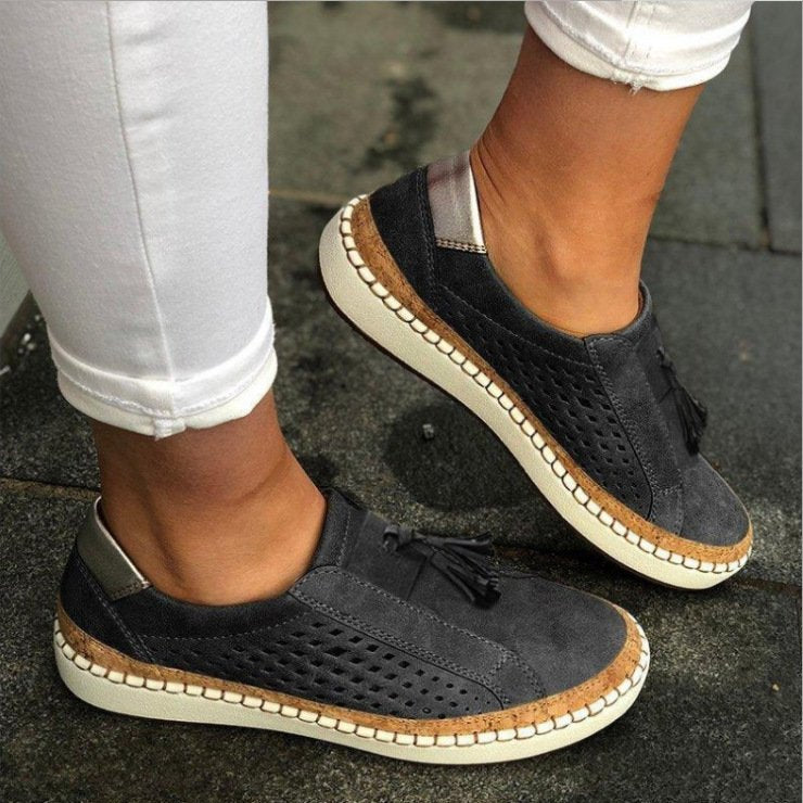 Camilla Sneakers | Dames Slip-On Sneakers met Kwastjes en Warme Winterconstructie