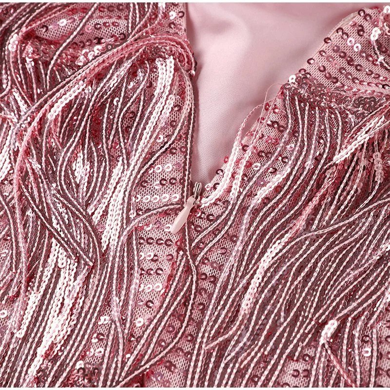 Bambi Cocktailjurk | Pailletten, Spaghettibandjes en Flatterende Pasvorm voor Glamoureuze momenten