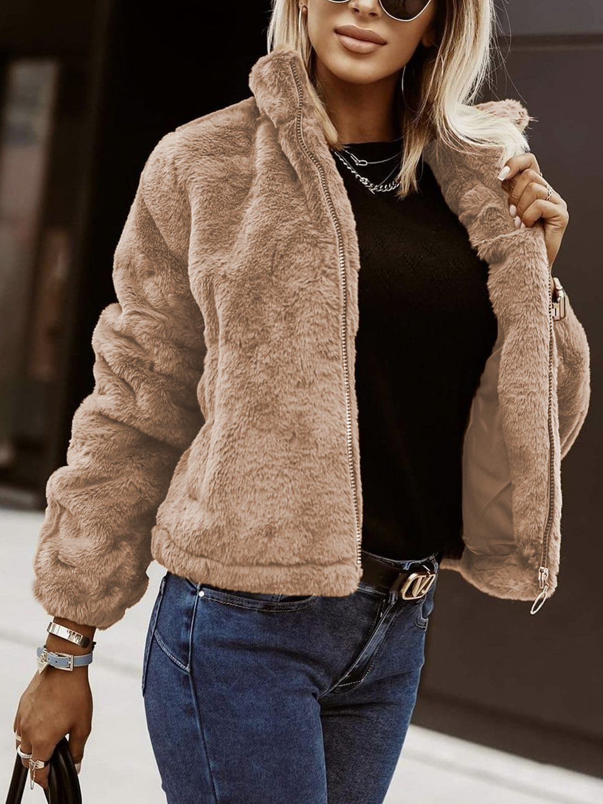 Bianca Faux Fur Coat | Oversized Damesjas met Pluche Textuur en Hoge Kraag