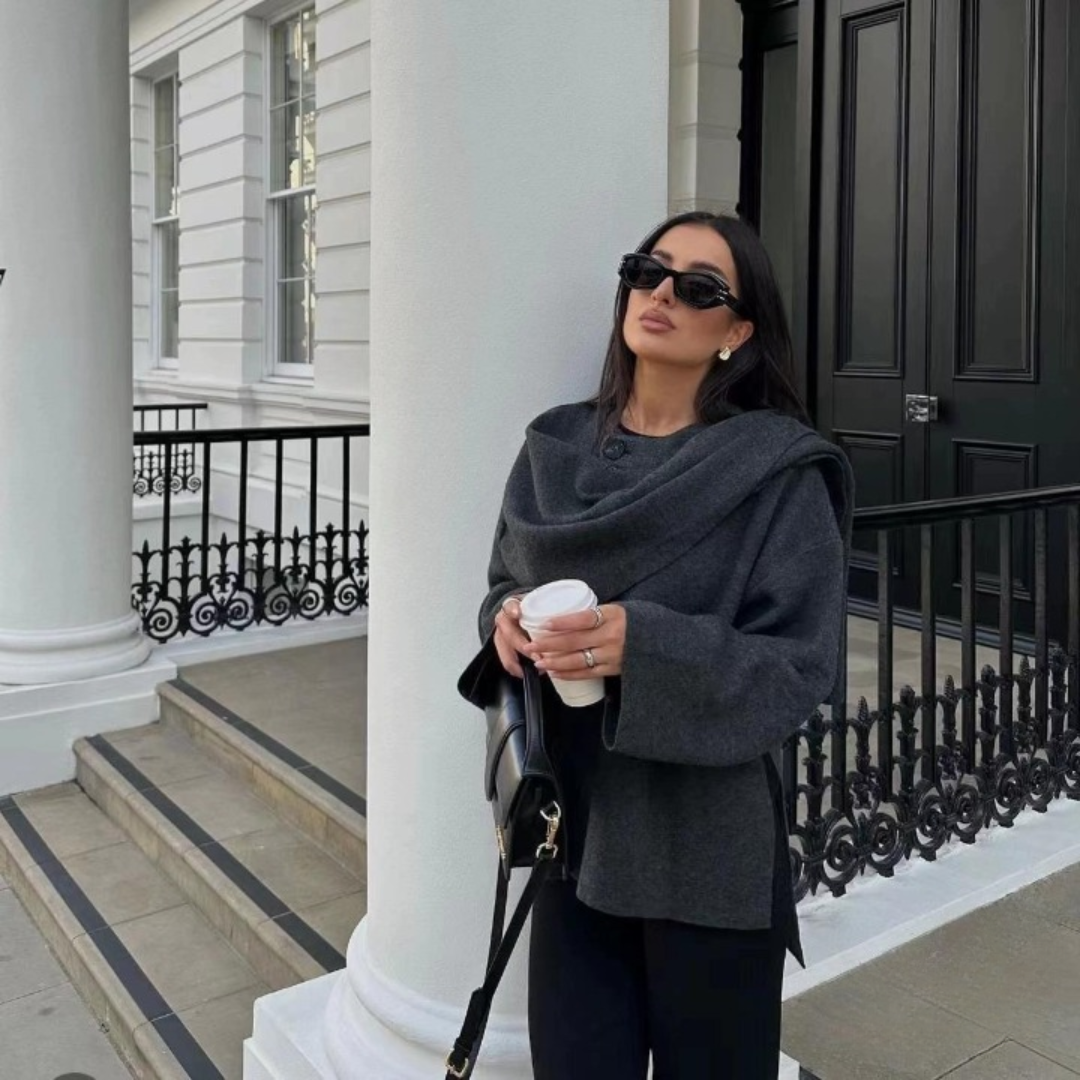 Carina Wool Coat | Oversized Wollen overslagjas met Stylish Details in warme kleuren