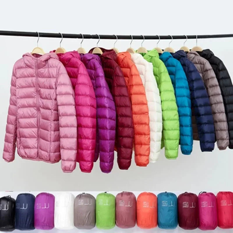 Chiara Jas | Lichtgewicht Dames Donzen Jas met Kap en Waterafstotende Laag