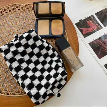 Amara Make-up Tas | Stijlvolle Y2K Geruite Beautycase met Compact Design