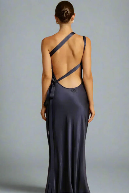 Elodie Jurk | One-Shoulder Avondjurk met Sculpturale Snit en Vloeiende Pasvorm